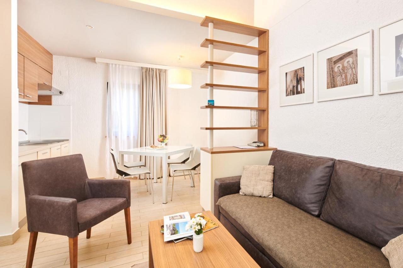 Apartments Galijot Plava Laguna ポレッチ エクステリア 写真